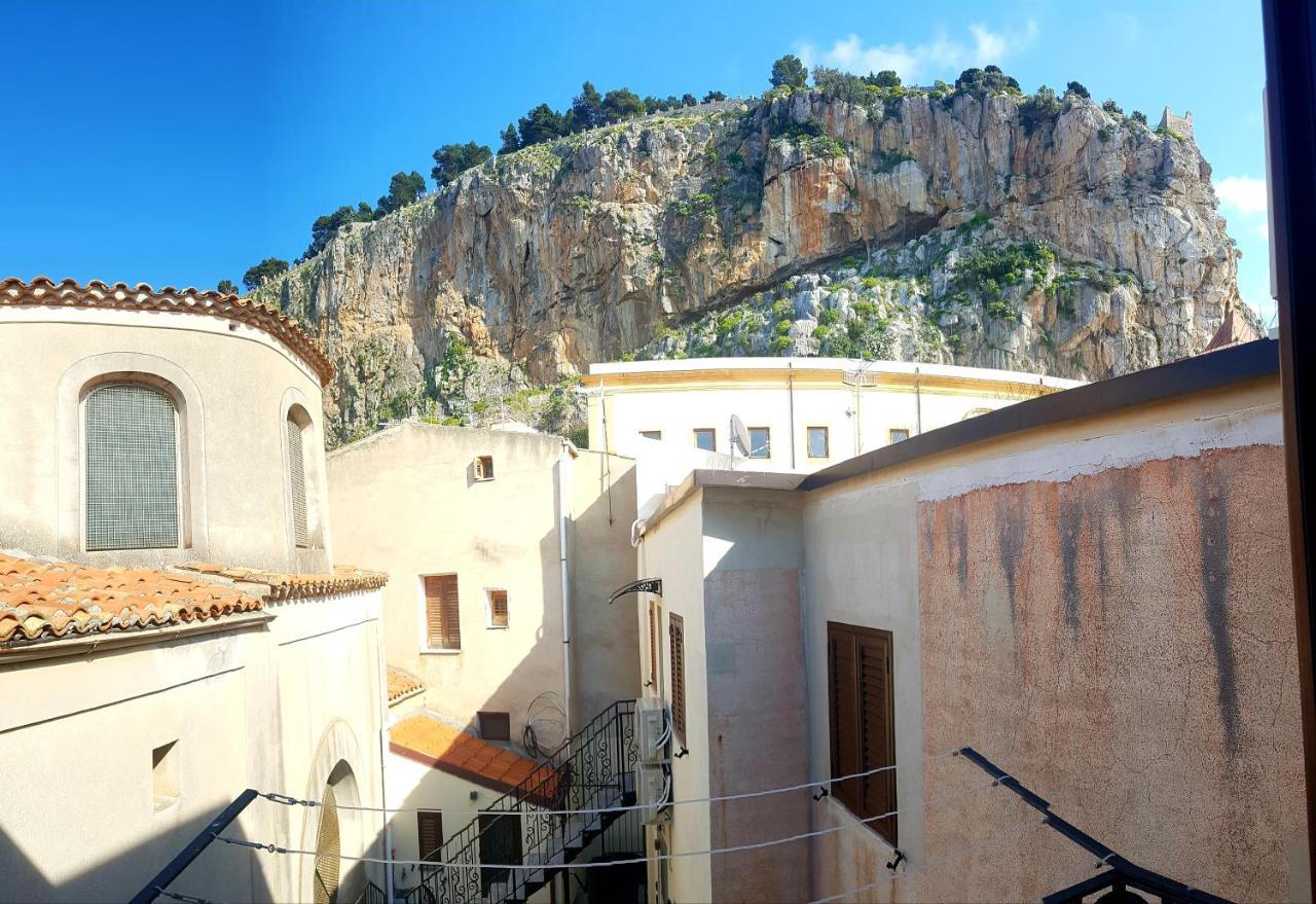 Ferienwohnung Terrazza Caracciolo Cefalù Exterior foto